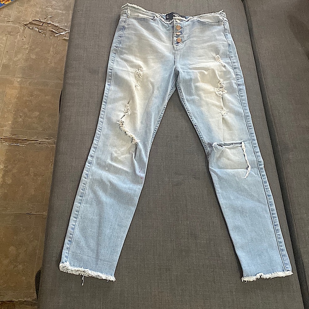 Hollister crop High Rise distressed Jeans